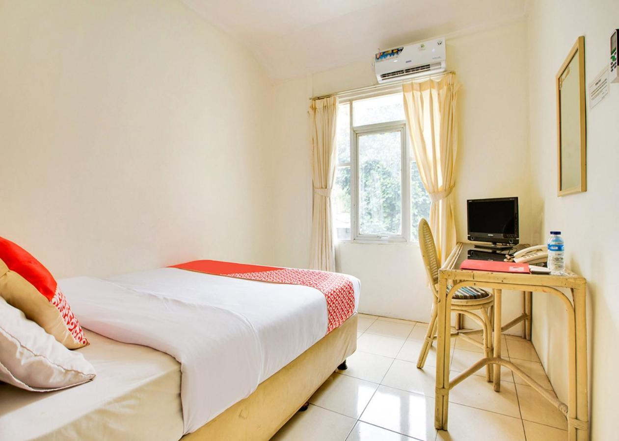 Oyo 2554 Hotel Arimbi Lama Dewi Sartika Bandung Zewnętrze zdjęcie