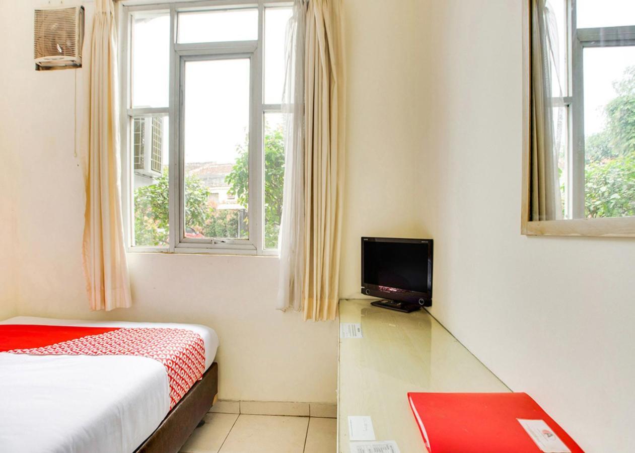 Oyo 2554 Hotel Arimbi Lama Dewi Sartika Bandung Zewnętrze zdjęcie